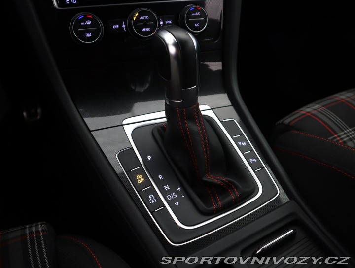 Volkswagen Golf 2.0 GTI 2015