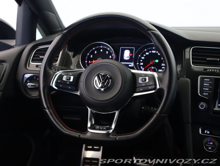 Volkswagen Golf 2.0 GTI 2015