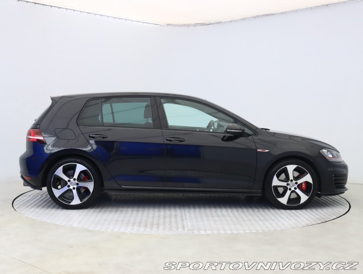 Volkswagen Golf 2.0 GTI 2015
