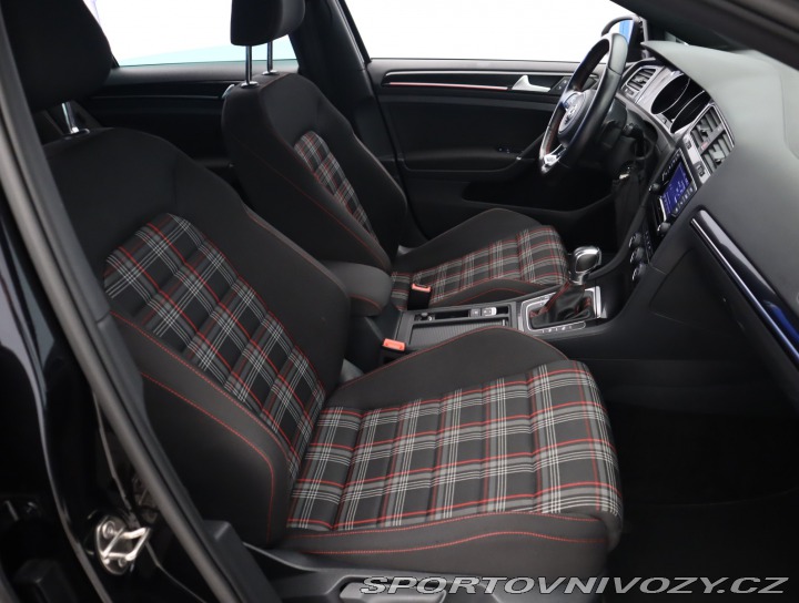 Volkswagen Golf 2.0 GTI 2015