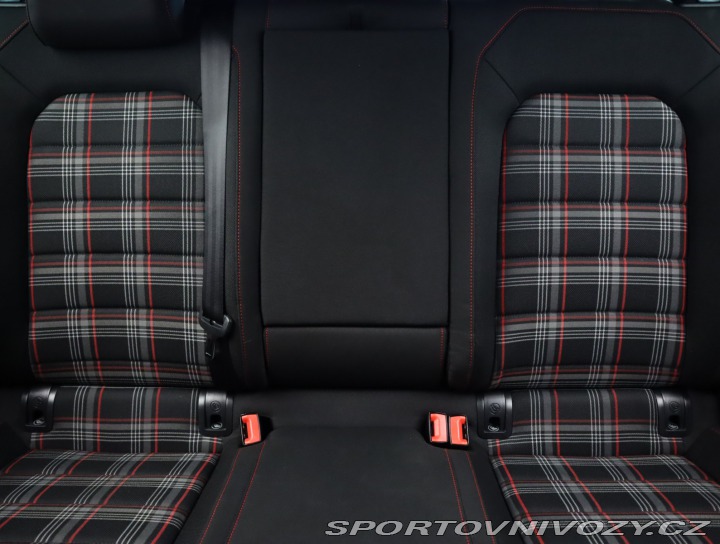 Volkswagen Golf 2.0 GTI 2015