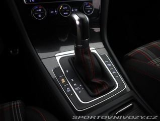 Volkswagen Golf 2.0 GTI 2015