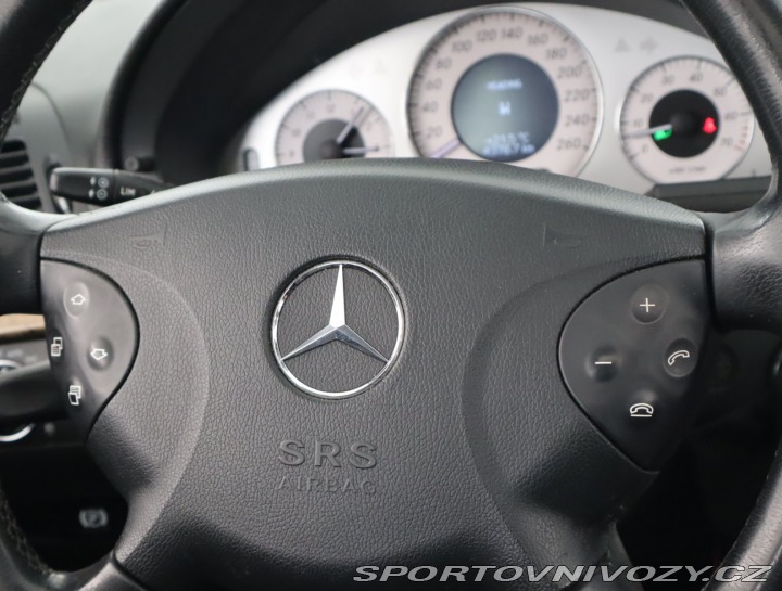 Mercedes-Benz E E 350 4MATIC 2005