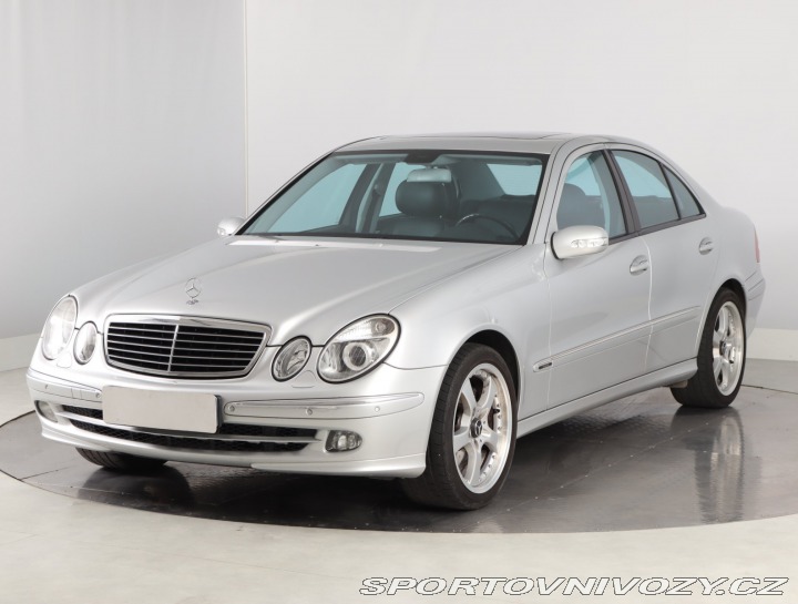 Mercedes-Benz E E 350 4MATIC 2005