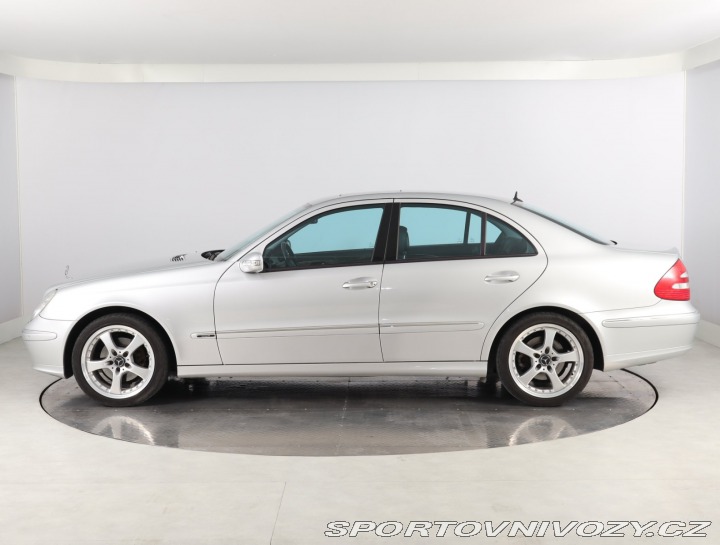 Mercedes-Benz E E 350 4MATIC 2005