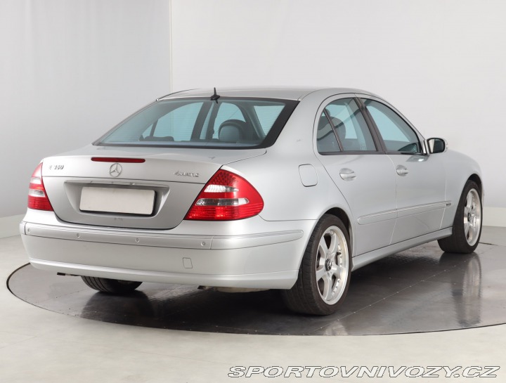 Mercedes-Benz E E 350 4MATIC 2005
