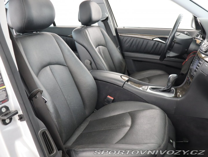 Mercedes-Benz E E 350 4MATIC 2005