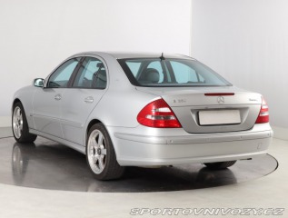Mercedes-Benz E E 350 4MATIC 2005
