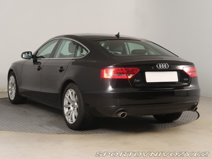 Audi A5 Sport 2.7 TDI 2011