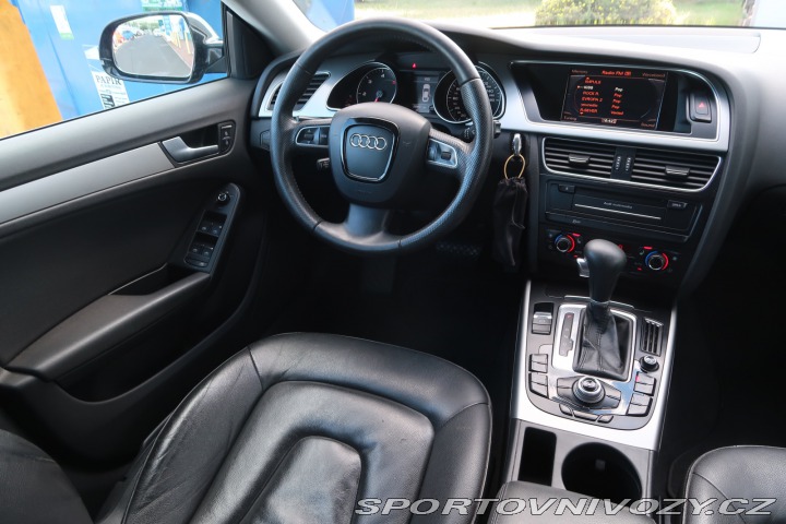 Audi A5 Sport 2.7 TDI 2011