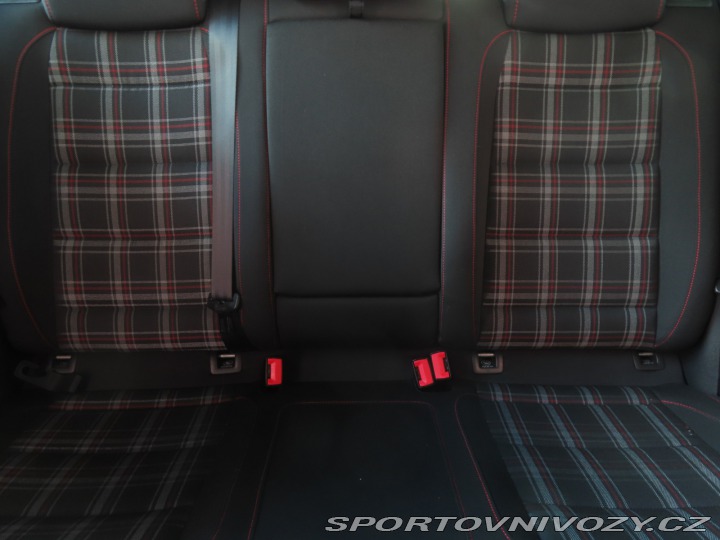 Volkswagen Golf 2.0 GTI 2010