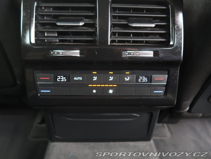 Volkswagen Ostatní modely Touareg Elegance 3.0 TDI 2018