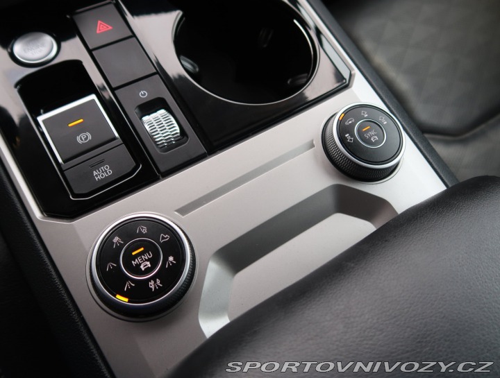 Volkswagen Ostatní modely Touareg Elegance 3.0 TDI 2018