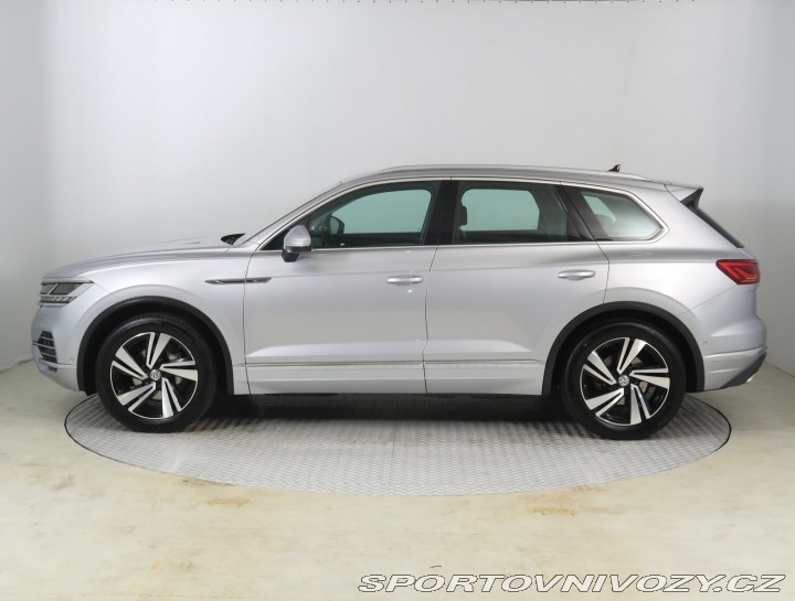 Volkswagen Ostatní modely Touareg Elegance 3.0 TDI 2018