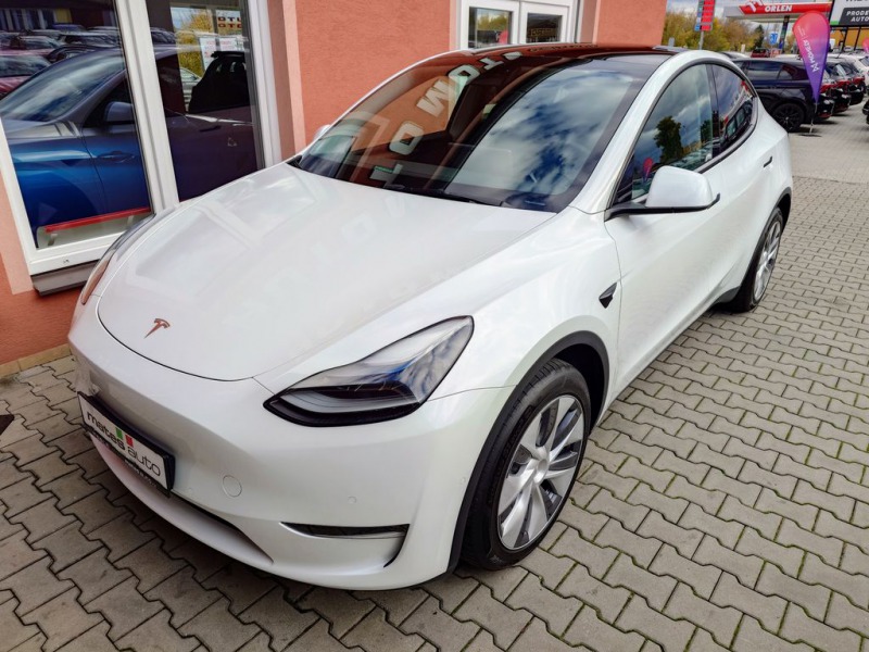 Tesla Model Y Dual Motor Long Range 378