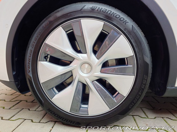 Tesla Model Y Dual Motor Long Range 378 2022