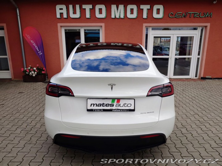 Tesla Model Y Dual Motor Long Range 378 2022