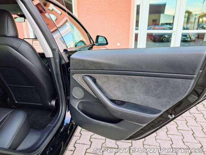 Tesla Model 3 D.M. 366kW - EAP SOH 91 R 2021