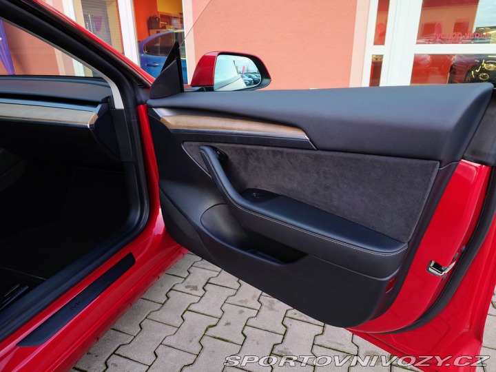 Tesla Model 3 Standard SOH 93,1% 239kW 2021