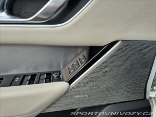 Ostatní značky Ostatní modely Land Rover Range Rover Velar 3,0 2018