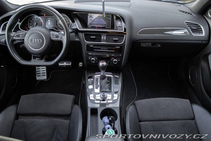 Audi RS4 RS4  331KW A/T / FINANCO 2013