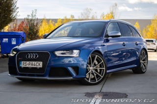 Audi RS4 RS4  331KW A/T / FINANCO 2013