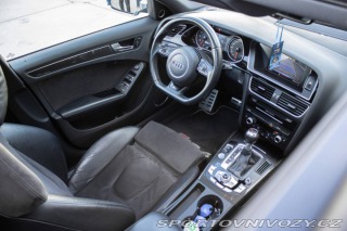 Audi RS4 RS4  331KW A/T / FINANCO 2013