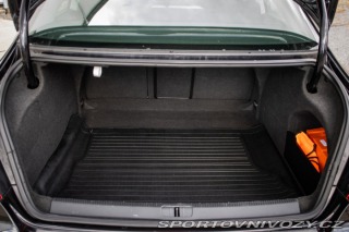 Volkswagen Passat CC CC  2.0 TDI BlueMotion / 2011