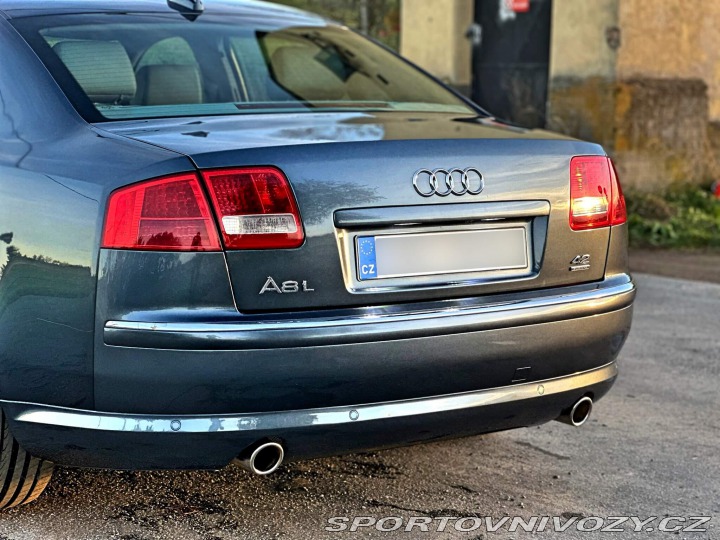 Audi Ostatní modely A8L 4.2 V8 | 97.445 km 2004