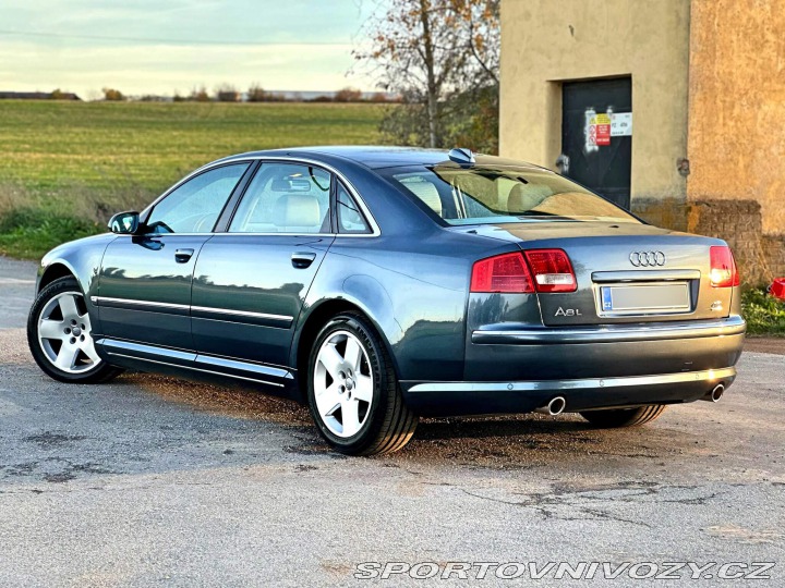 Audi Ostatní modely A8L 4.2 V8 | 97.445 km 2004
