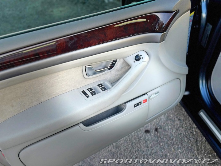 Audi Ostatní modely A8L 4.2 V8 | 97.445 km 2004