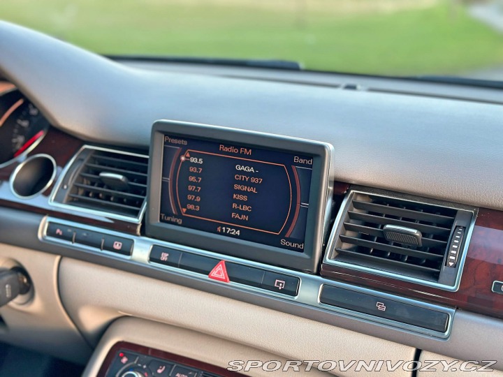 Audi Ostatní modely A8L 4.2 V8 | 97.445 km 2004