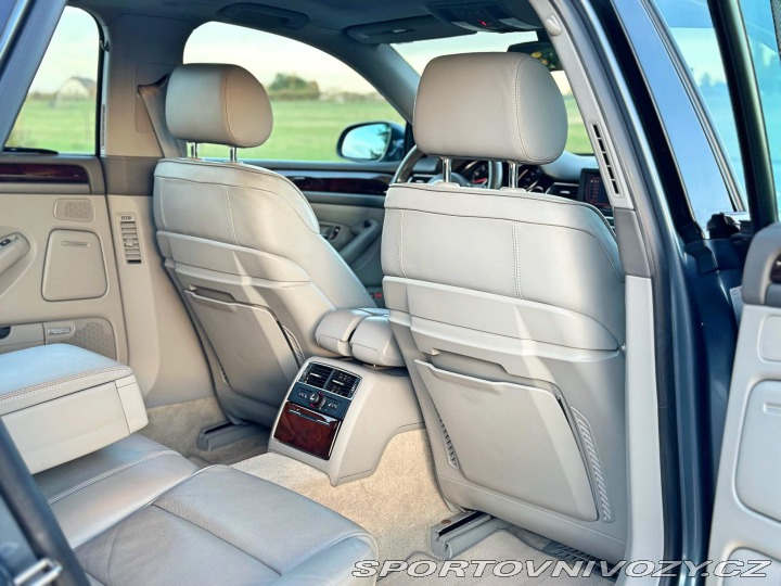 Audi Ostatní modely A8L 4.2 V8 | 97.445 km 2004