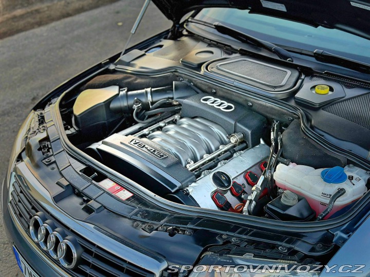 Audi Ostatní modely A8L 4.2 V8 | 97.445 km 2004