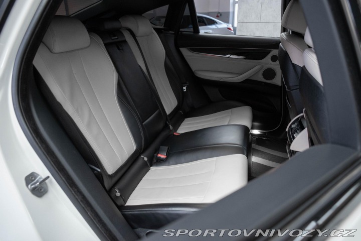 BMW X6 xDrive40d ///M *MAX.VÝBAV 2017