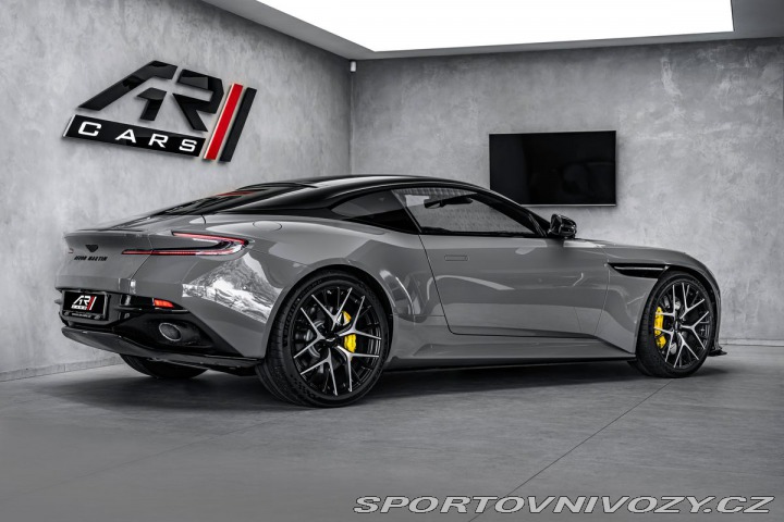 Aston Martin DB12 Sport Design Paket 2023