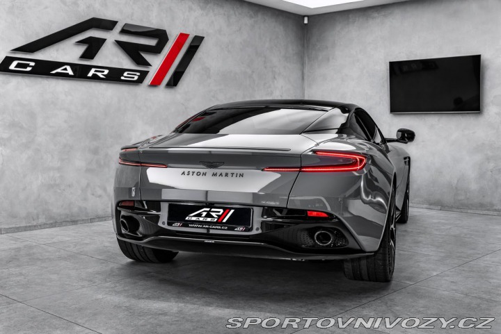 Aston Martin DB12 Sport Design Paket 2023