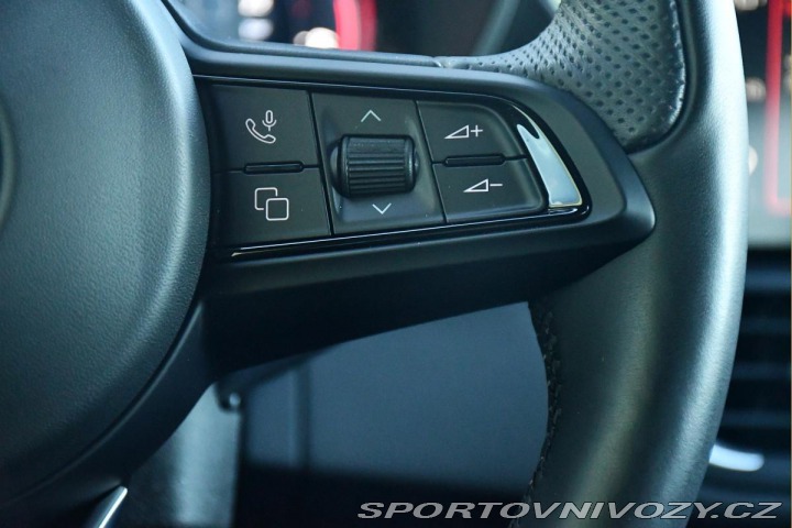 Alfa Romeo Giulia 2.0Turbo REZERVACE 2024