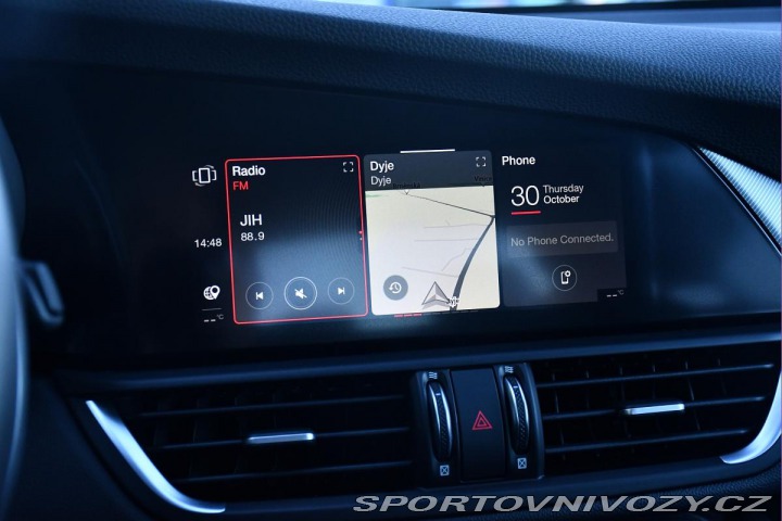 Alfa Romeo Giulia 2.0Turbo REZERVACE 2024