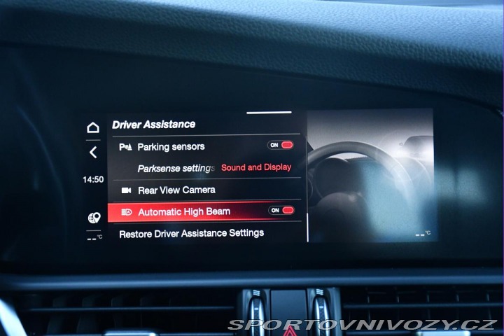 Alfa Romeo Giulia 2.0Turbo206kW AT8-Q4 Velo 2024