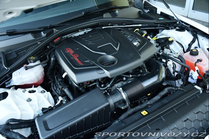 Alfa Romeo Giulia 2.0Turbo REZERVACE 2024