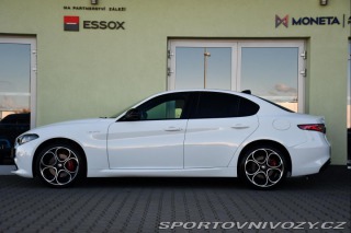 Alfa Romeo Giulia 2.0Turbo206kW AT8-Q4 Velo 2024