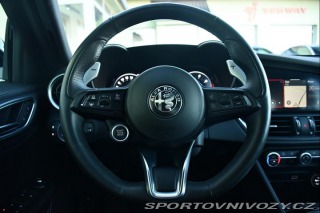 Alfa Romeo Giulia 2.0Turbo206kW AT8-Q4 Velo 2024