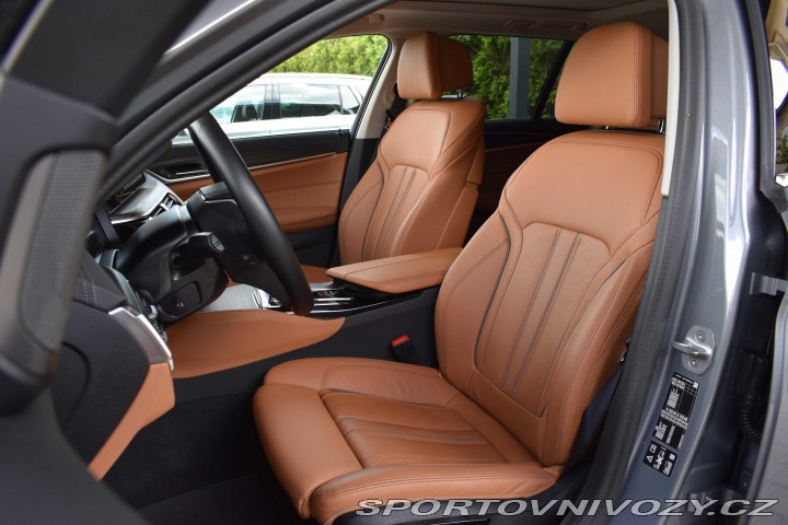 BMW 5 530d xD LUXURY*ZÁRUKA*ČR 2023
