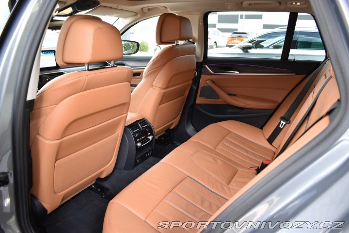 BMW 5 530d xD LUXURY*ZÁRUKA*ČR 2023