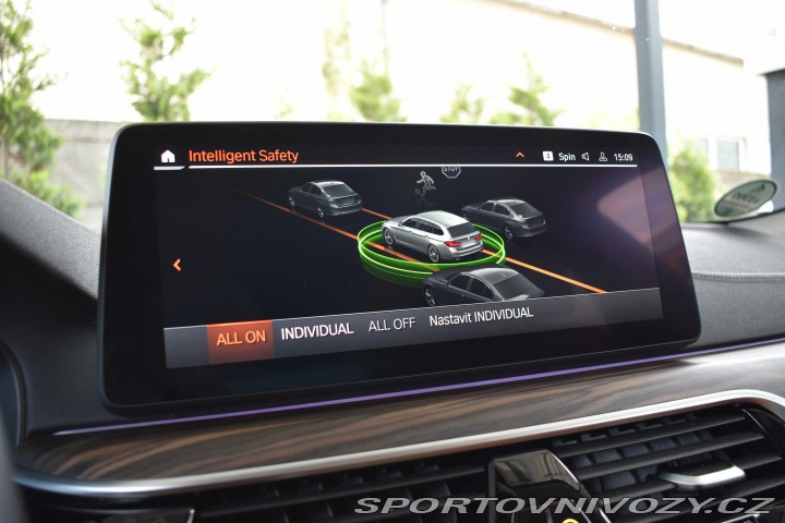 BMW 5 530d xD*REZERVACE* 2023