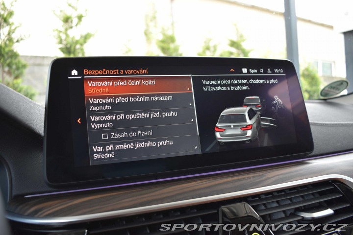 BMW 5 530d xD LUXURY*TAŽNÉ*ZÁRU 2023