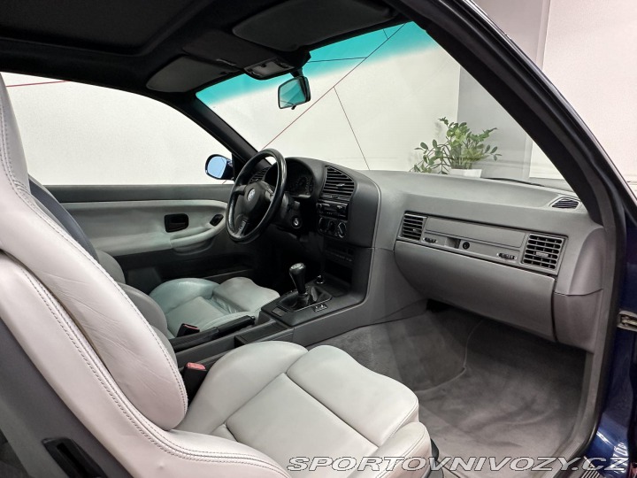 BMW M3 E36*PANO*PLNÁ SERV. HISTO 1993