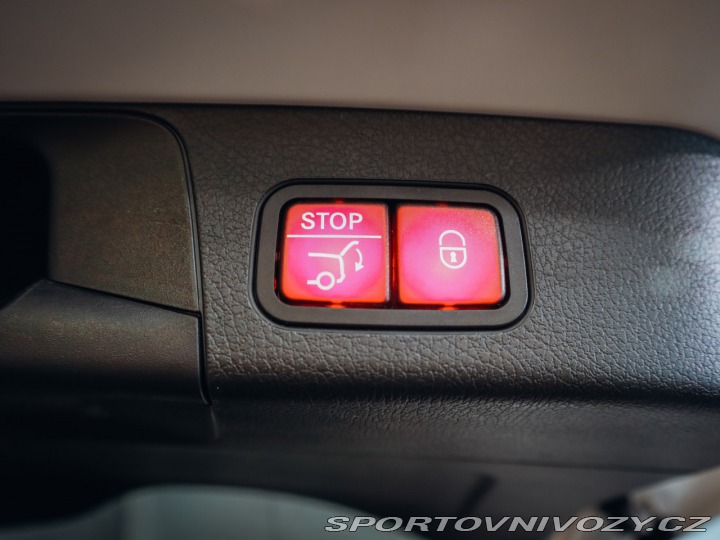 Mercedes-Benz Ostatní modely GLB 250 4MATIC AMG 2020