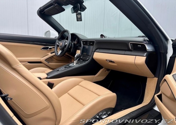 Porsche 911 TURBO S 2017